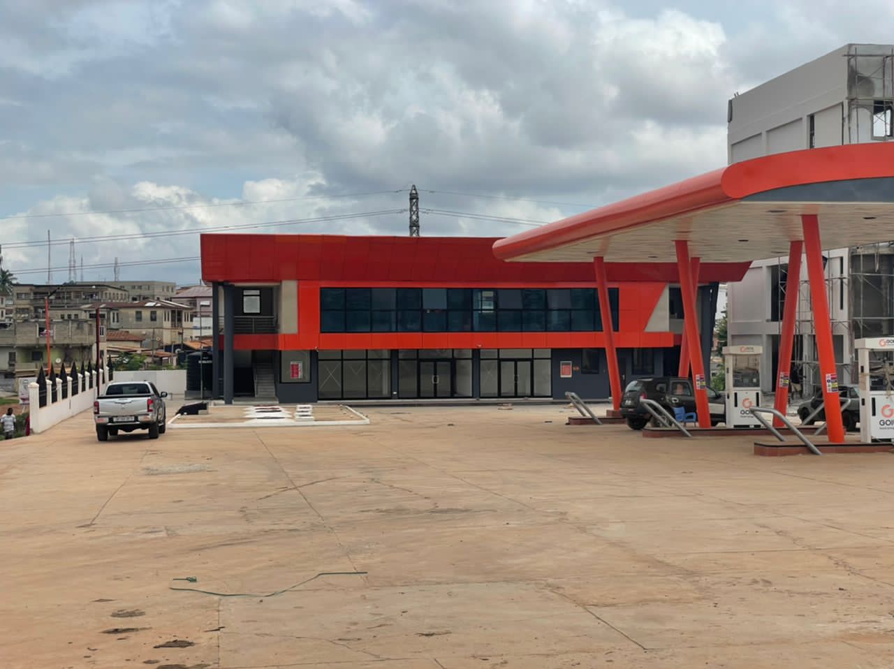 Two-storey fuel and commercial complex in Tema